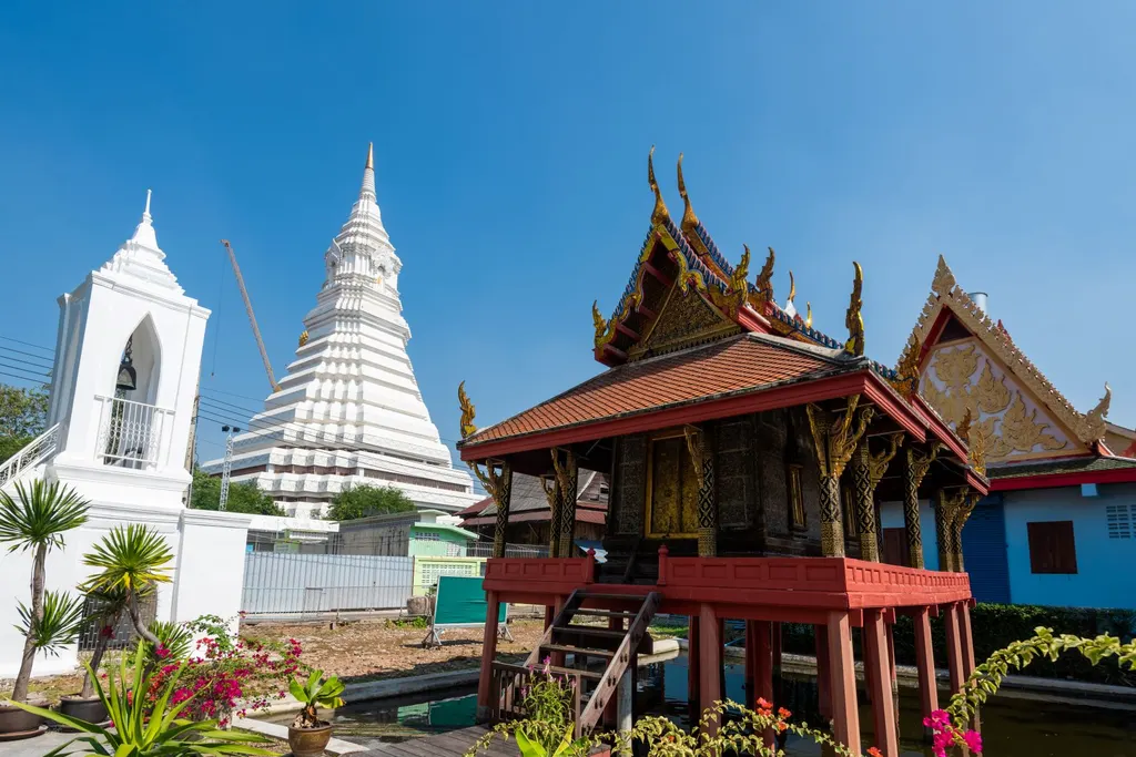 วัดอัปสรสวรรค์ วรวิหาร