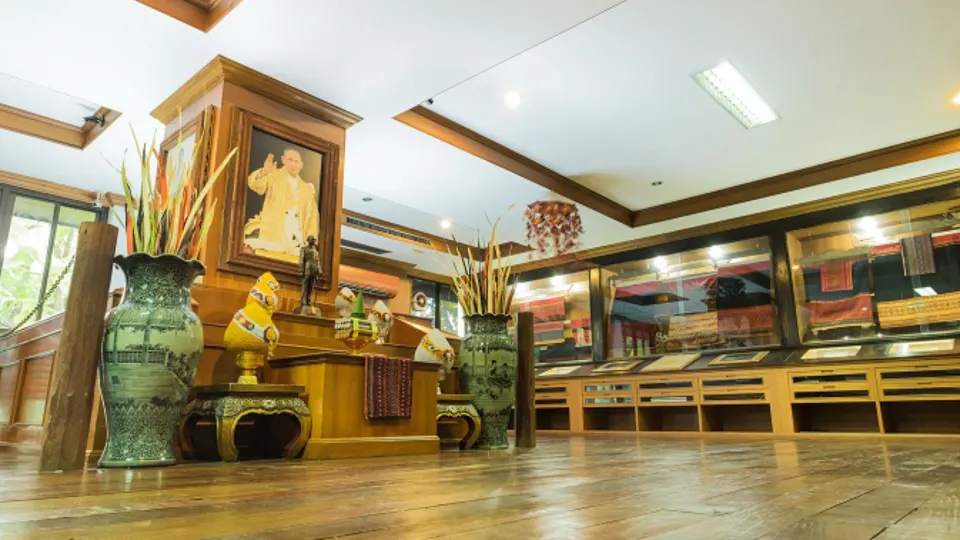 จิปาถะภัณฑ์สถานบ้านคูบัว