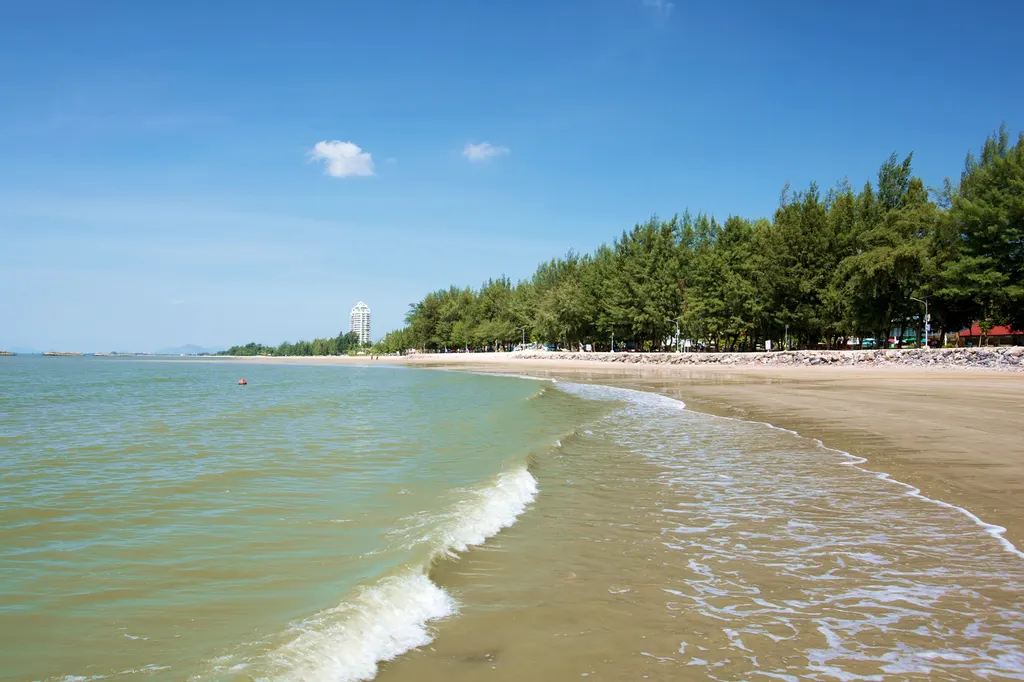 หาดเจ้าสำราญ