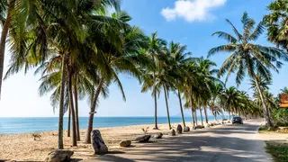 หาดบ้านกรูด