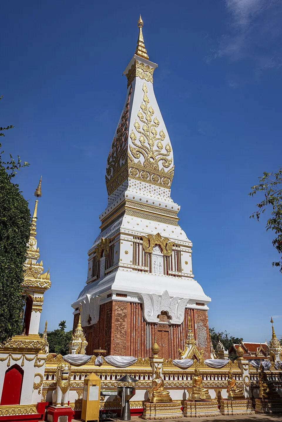 วัดพระธาตุพนมวรมหาวิหาร